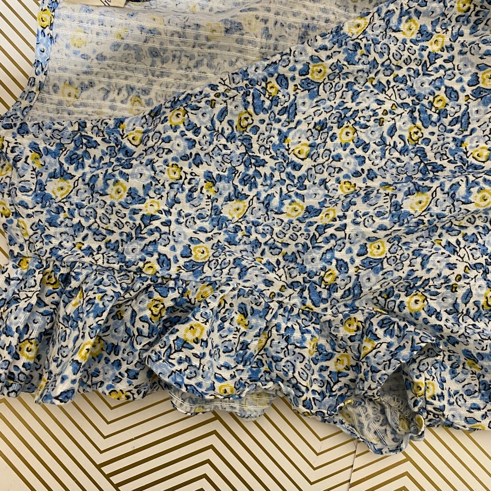 Universal Thread Cropped Top - image 5